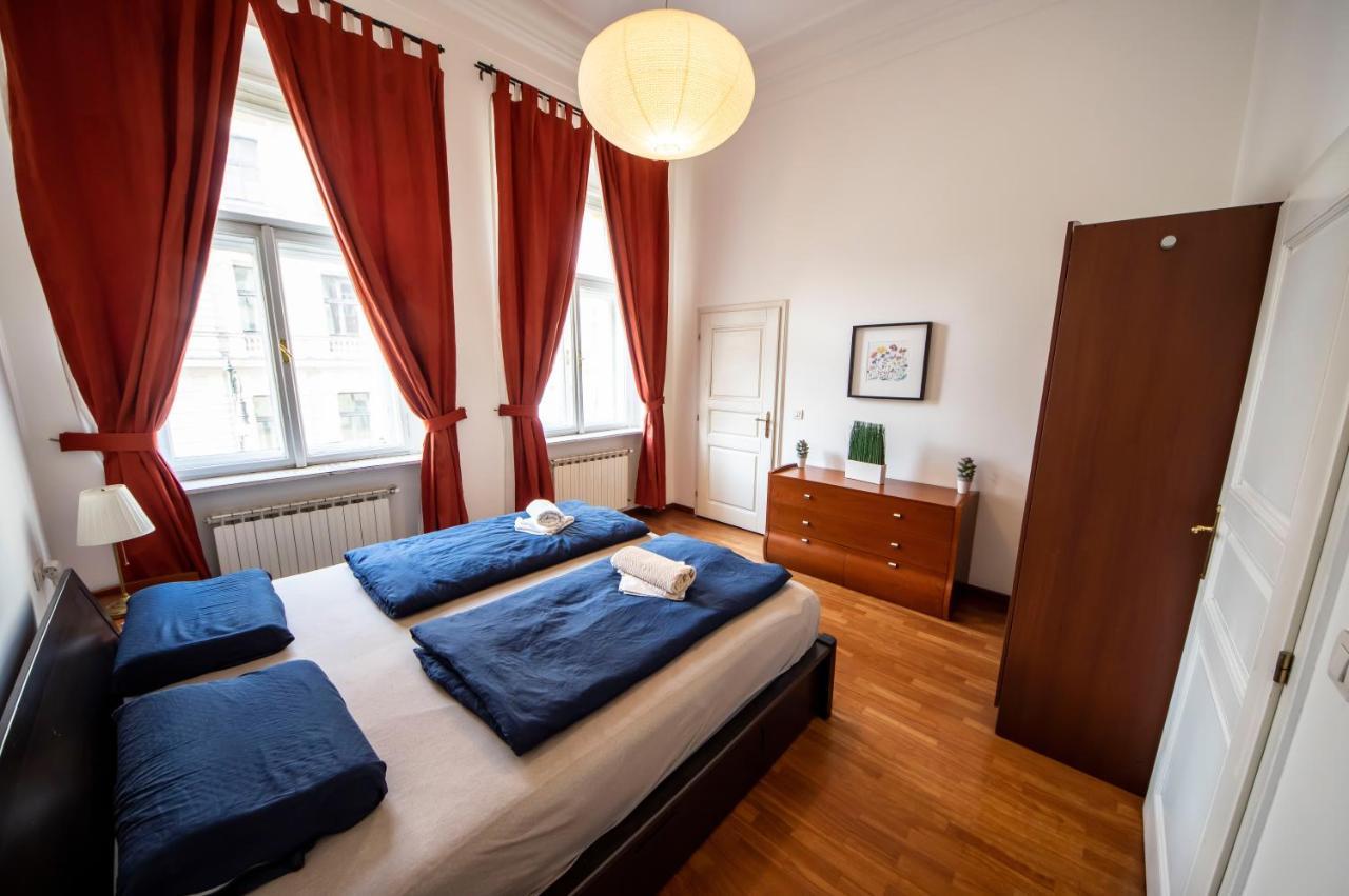 Autentic Apartments Platnerska ปราก ภายนอก รูปภาพ